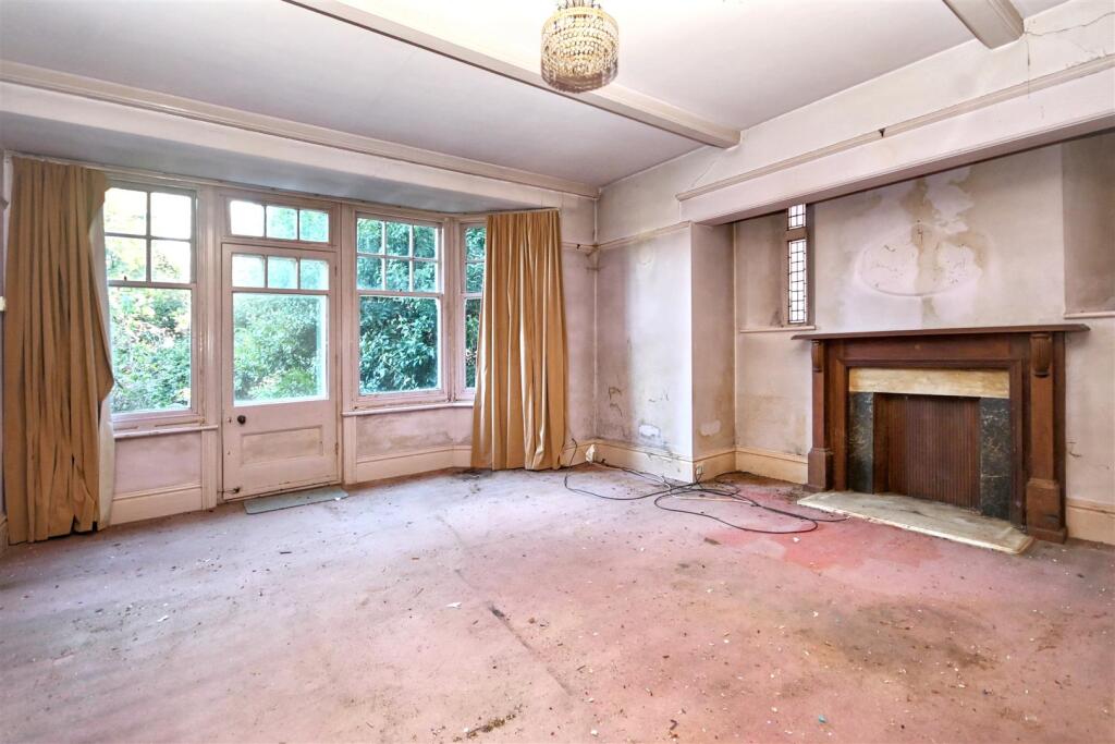Arlington Road, Eastbourne - View 3