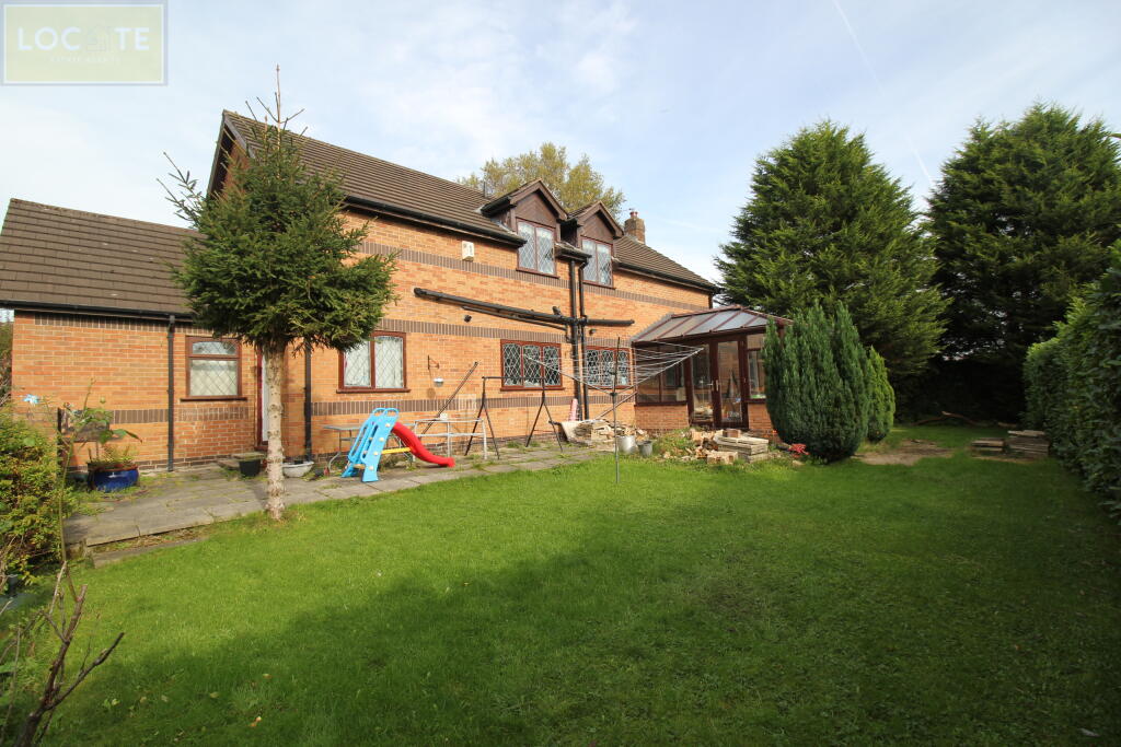 Rossett Drive Davyhulme photo 2