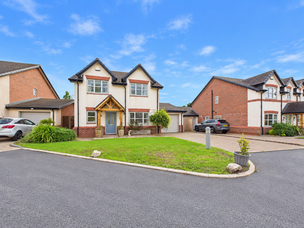 Main image of property: Old Smithy Close, Lea, PR4