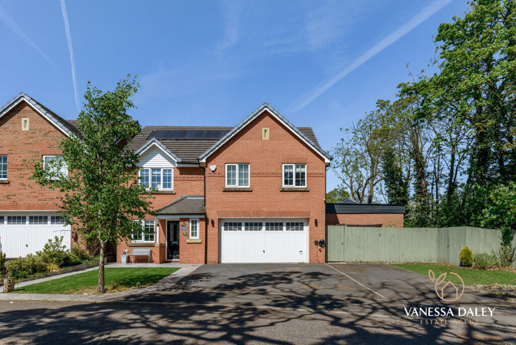 Main image of property: Westward Close, Preston, PR4 0
