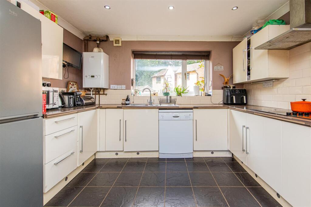 House in Northampton - View 5
