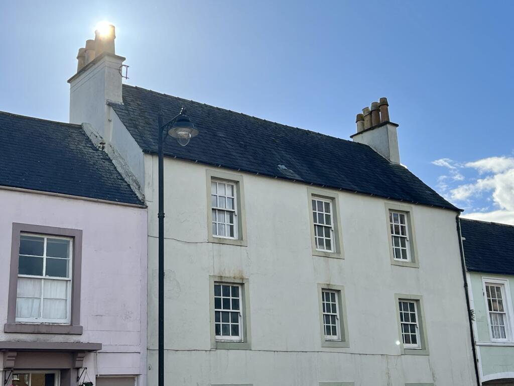 Main image of property: 100c High Street, Kirkcudbright