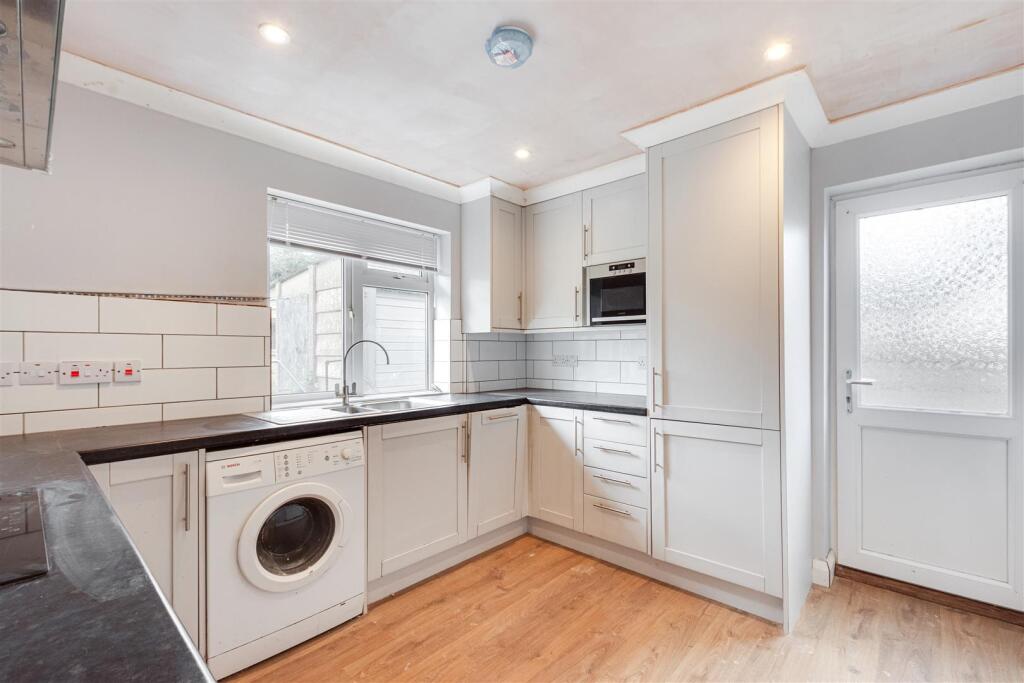 House in London, Tubbenden, Green Street Green - View 5