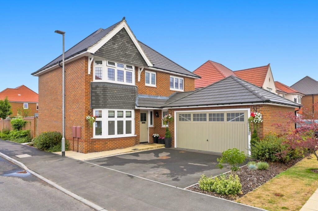 Main image of property: Vulcan Gardens, Newton, Nottingham, NG13 8UY