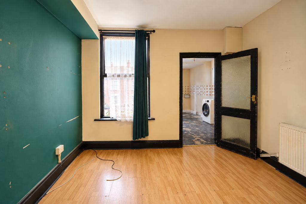 Derby Grove property thumbnail 3
