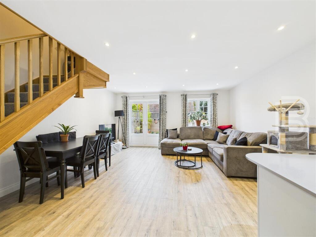 House in Rugby, Hillmorton Paddox - View 5
