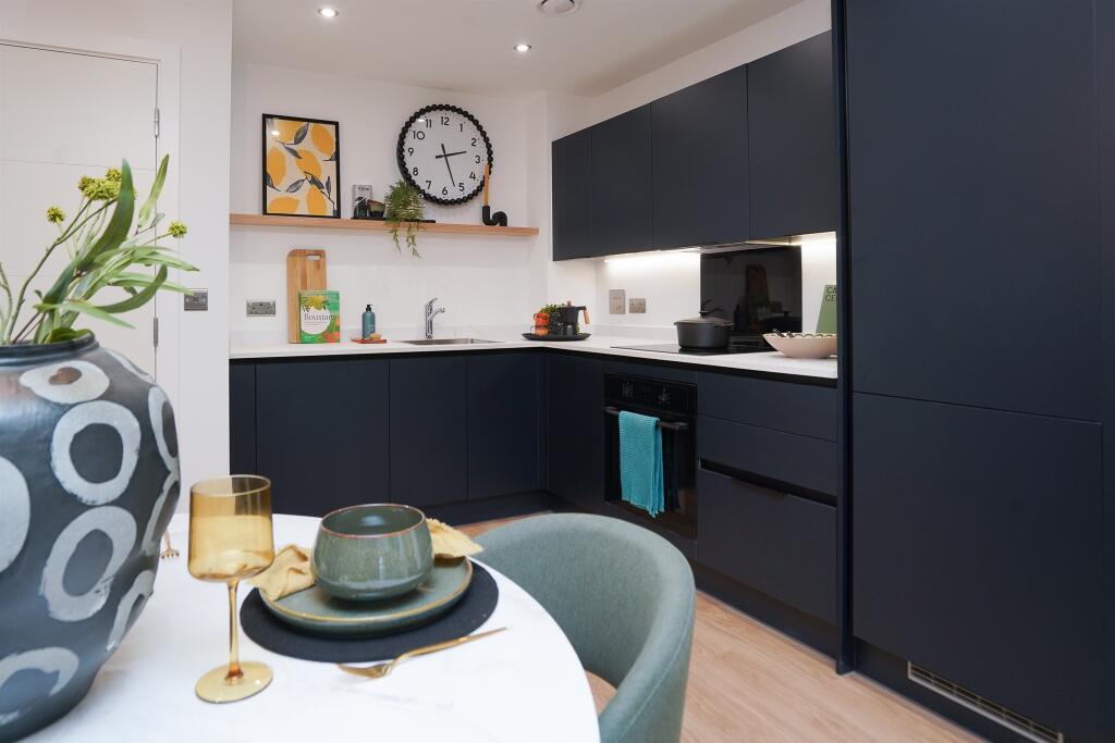 Apartment in Birmingham, Jewellery Quarter - View 2