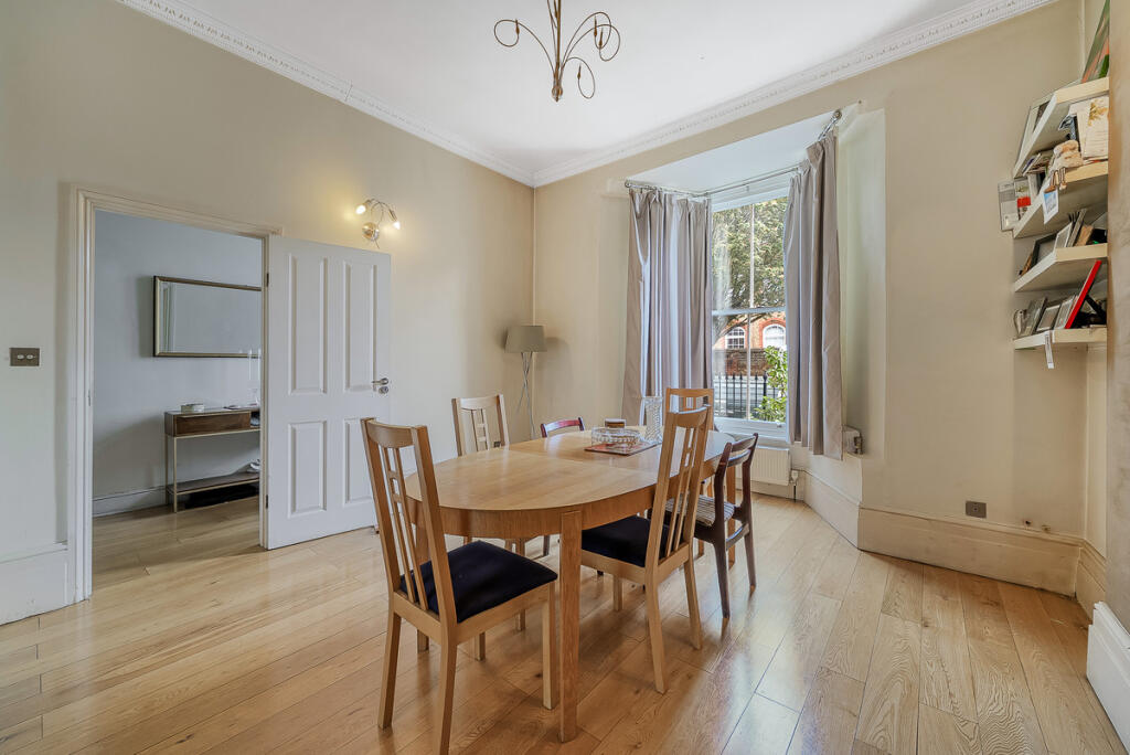 House in London, De Beauvoir Town, Shacklewell - More