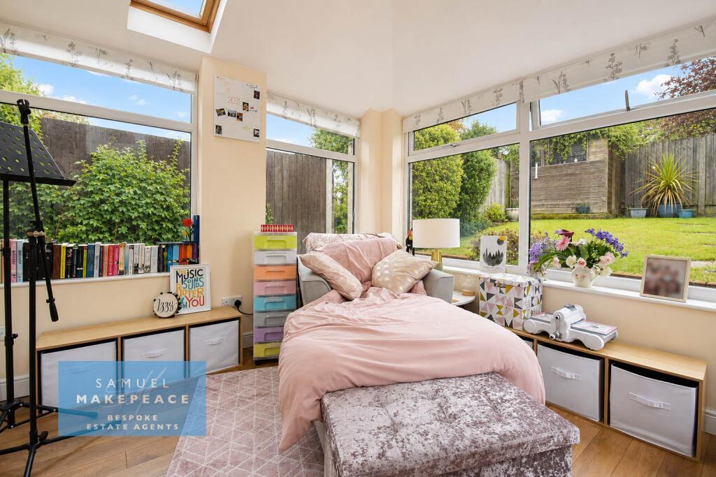 House in Newcastle-under-Lyme, Kidsgrove - More