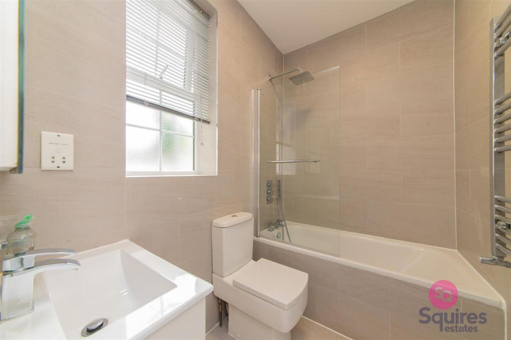 Apartment in London, North Finchley - More