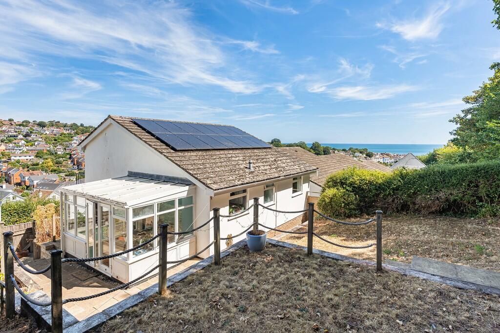 Main image of property: The Mount, Teignmouth, TQ14 8NZ