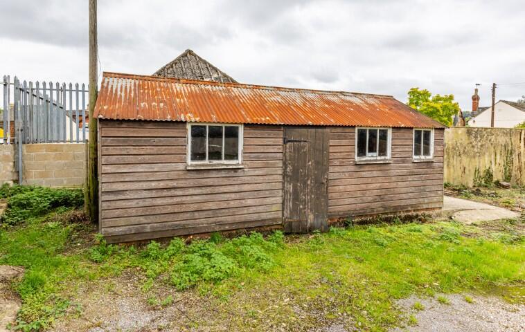 222 Westward Road, Ebley, Stroud, Gloucestershire, GL5 4ST photo 2
