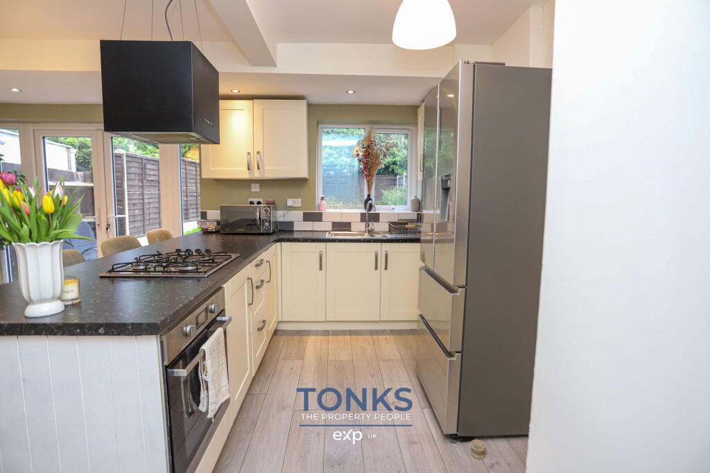 House in Dudley, West Midlands - View 3