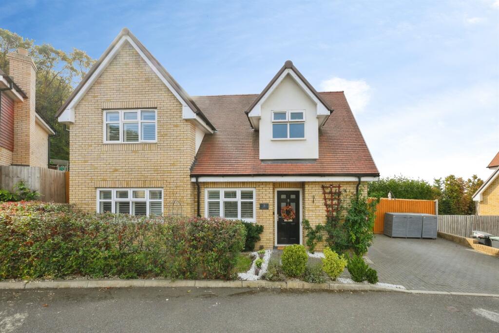 Main image of property: Greenview Grove, Waltham Abbey