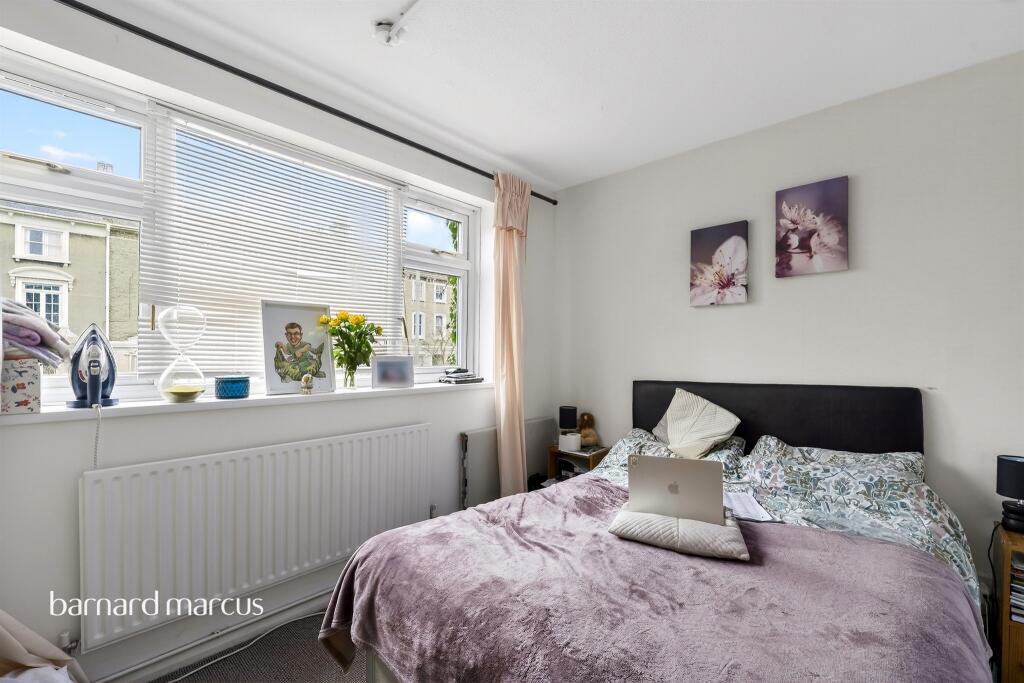 Apartment in London, Royal Borough of Kingston upon Thames - View 5