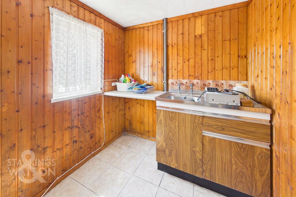 House in South Norfolk, Wheatacre - More
