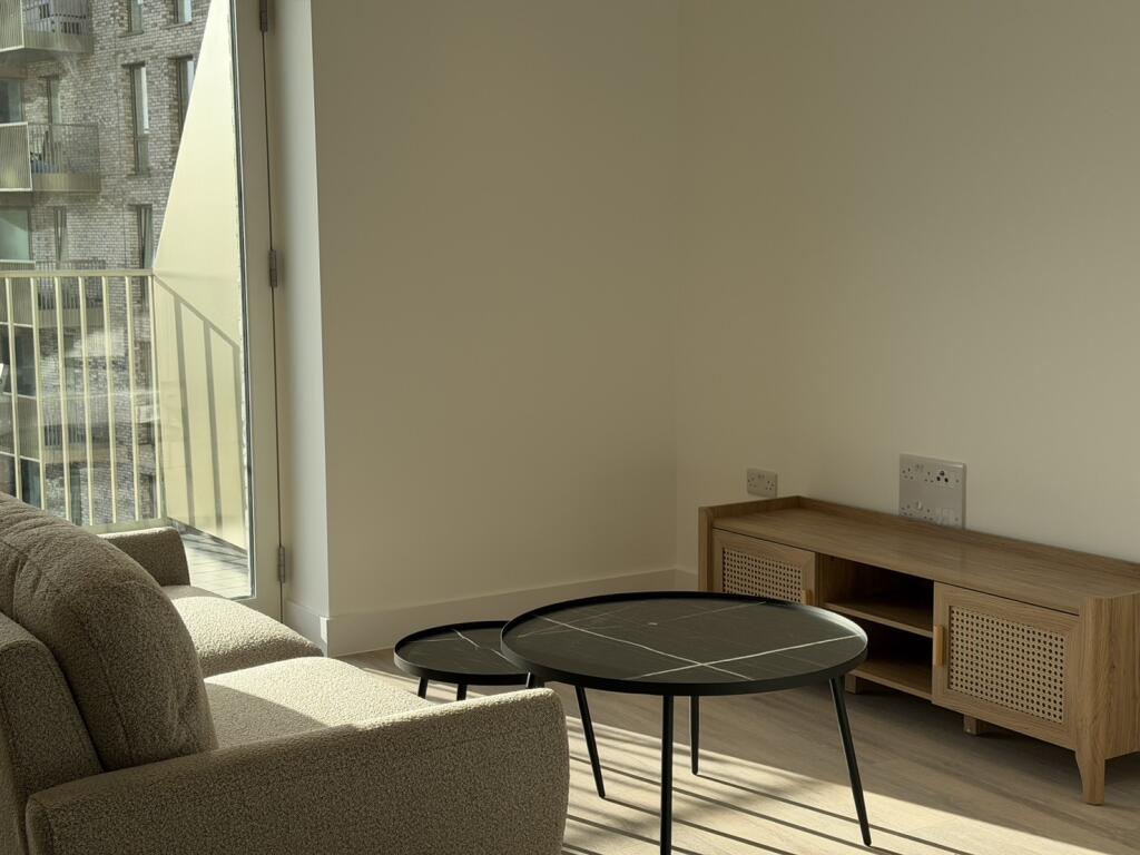 Apartment in London - View 2