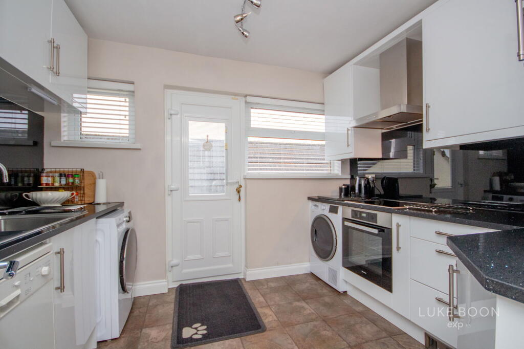 Reddington Road, Higher Compton, PL3 6PT photo 3