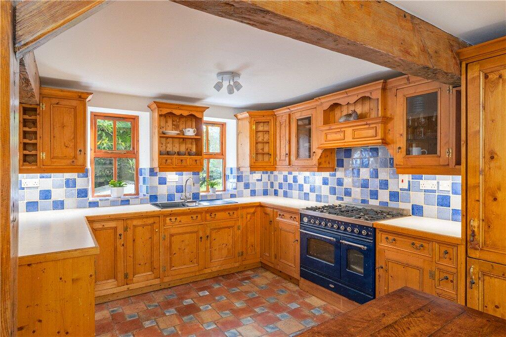 House in Leeds - View 5