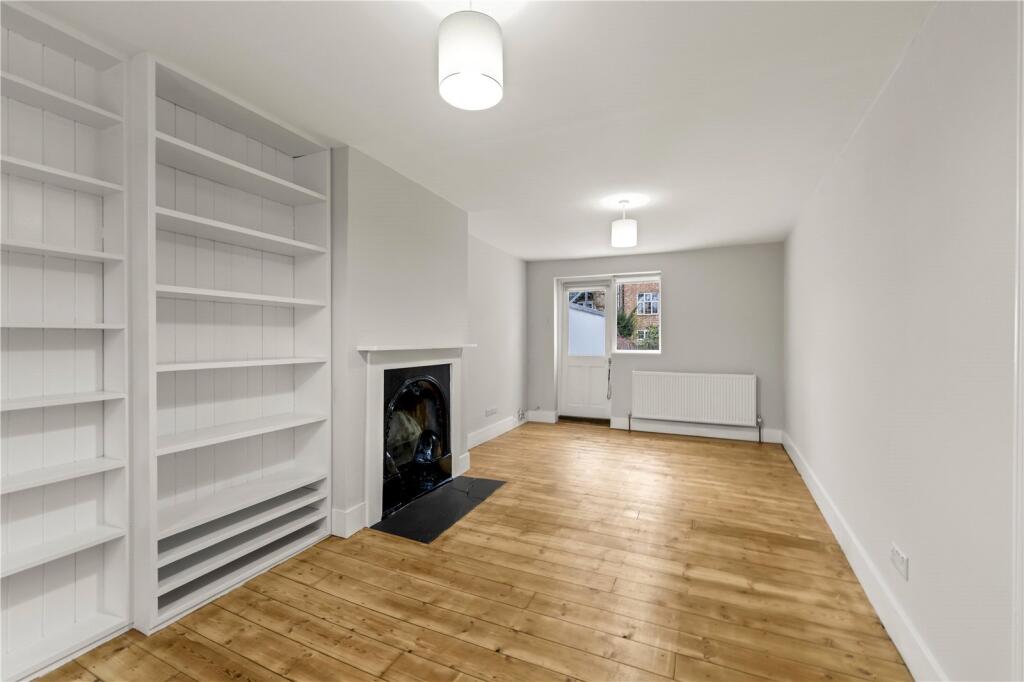House in Richmond, Kew - View 3