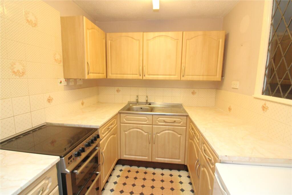 Apartment in Portsmouth - View 5