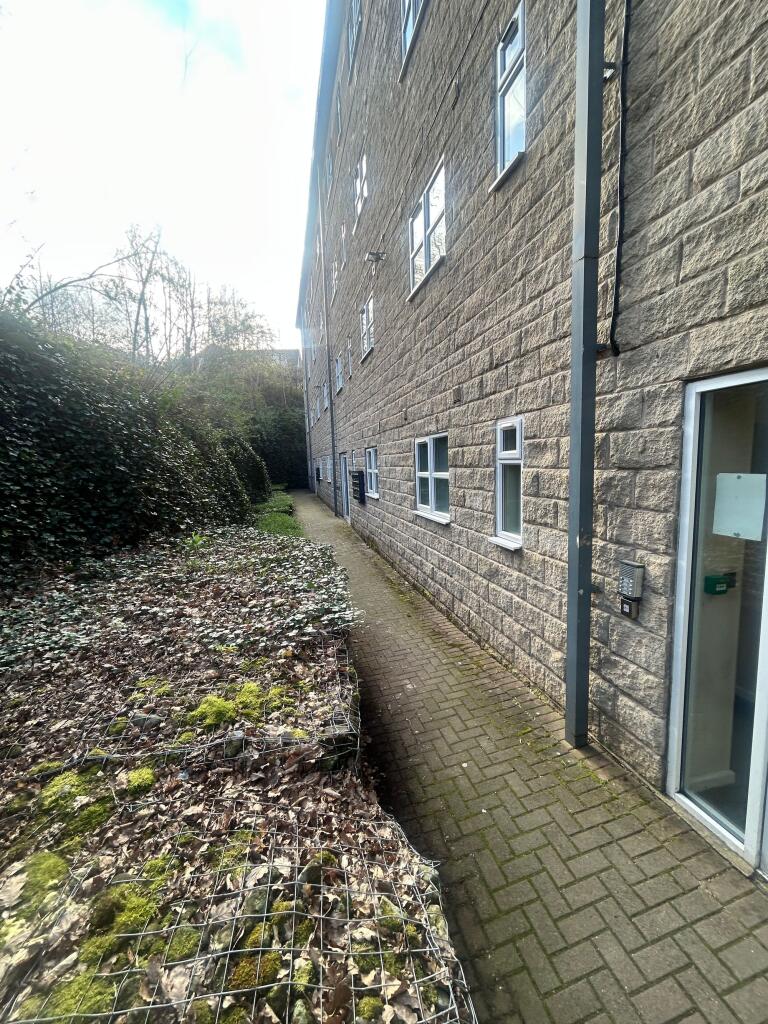 Additional image 3 of Brackendale, Bradford, BD10