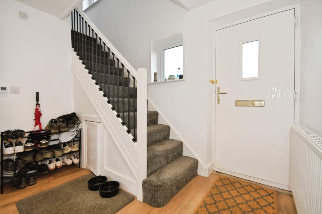Hazel Grove, Alfreton, DE55 photo 4