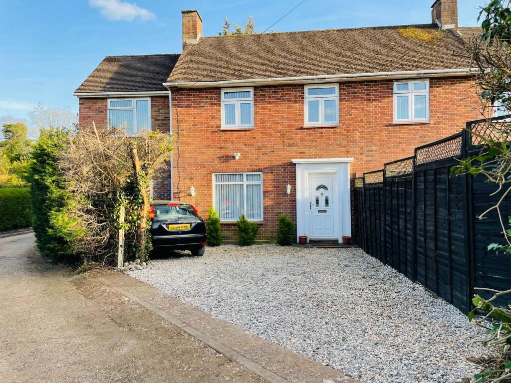 Main image of property: Home Meadow, Farnham Royal, SL2