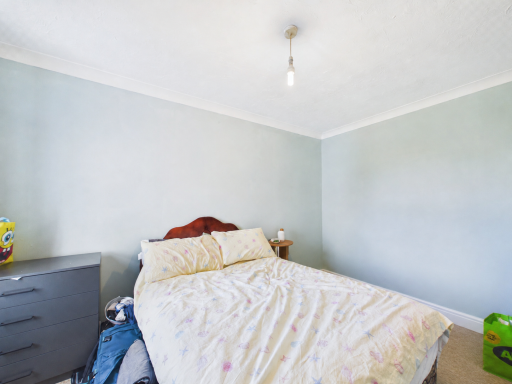 Apartment in Torquay, Torbay - More