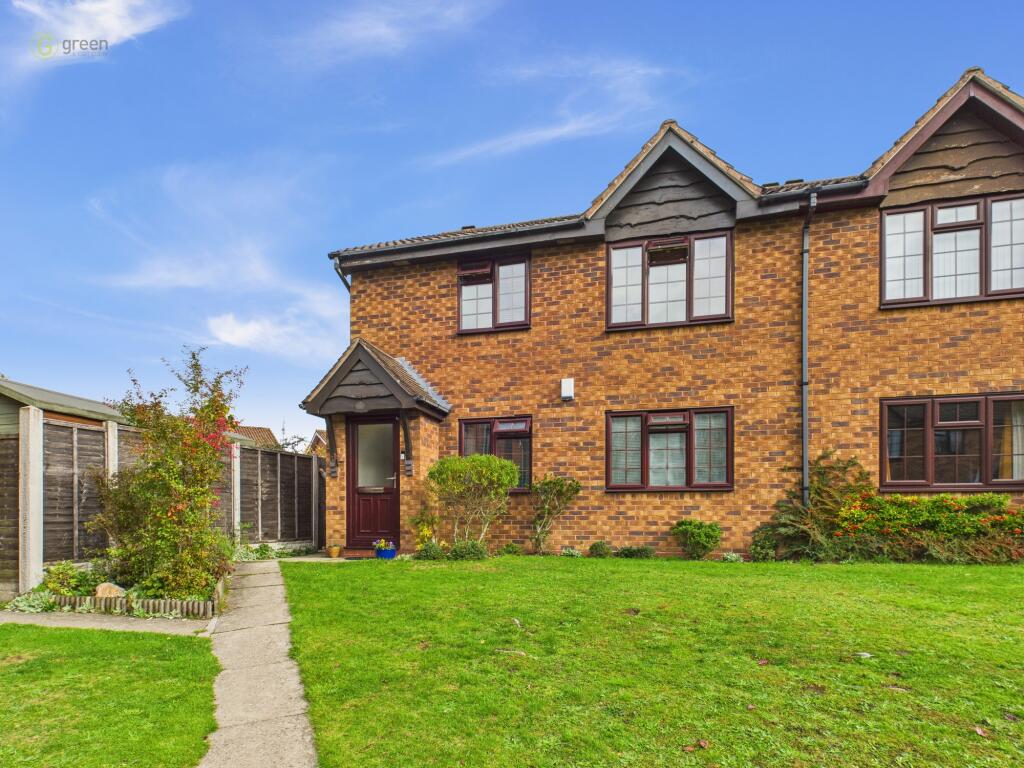 Main image of property: Moore Close, Four Oaks, Sutton Coldfield, B74 BEAUTIFULLY PRESENTED