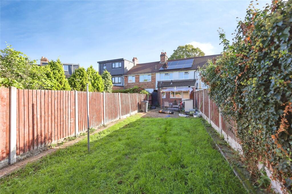 Essendon Road, Birmingham, West Midlands, B8 photo 4