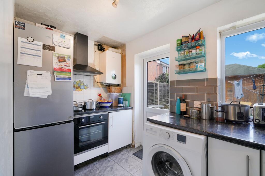 House in London - View 5