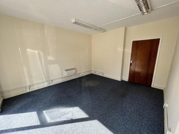 PHOTO 6  13 St Georges Business Centre Portsmout