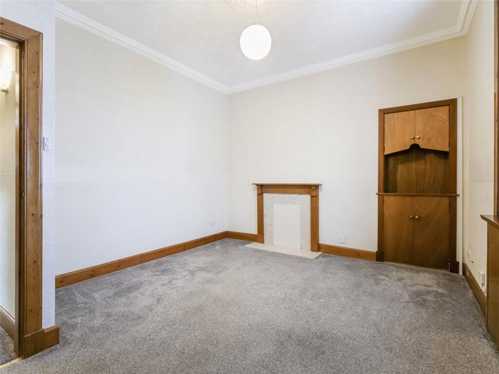 Apartment in Maybole, South Ayrshire - View 5