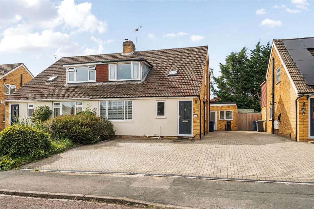 Main image of property: Wentworth Close, Farnham, Surrey, GU9