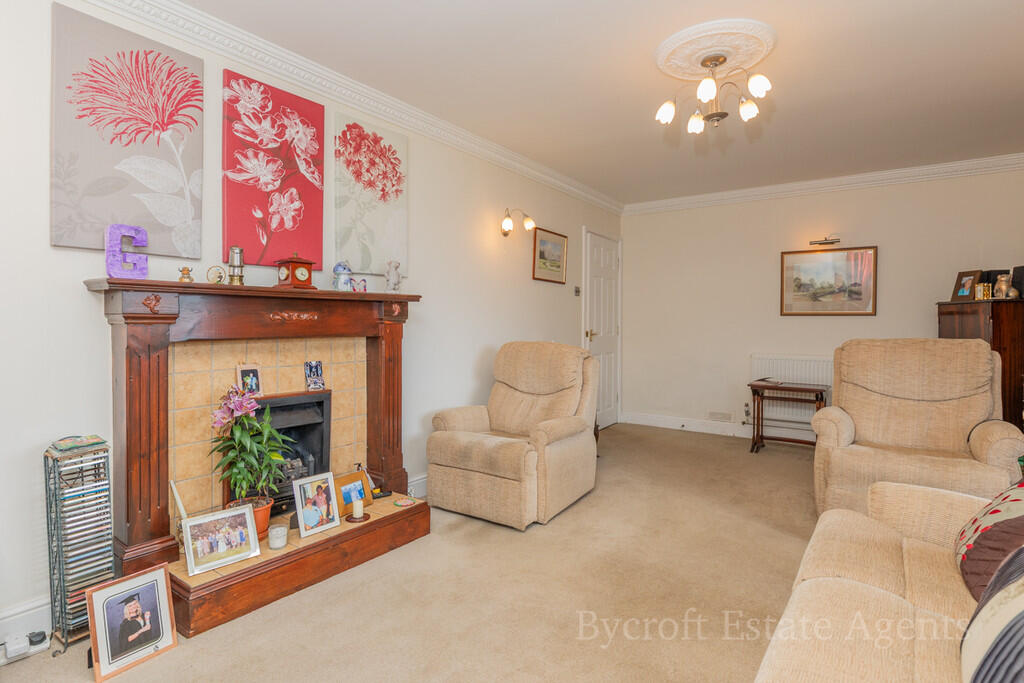 Beechwood Road, Hemsby photo 4