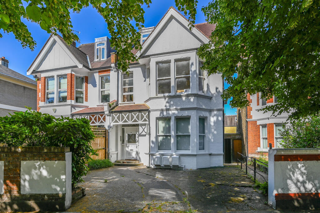 Main image of property: Dukes Avenue, Chiswick, London, W4