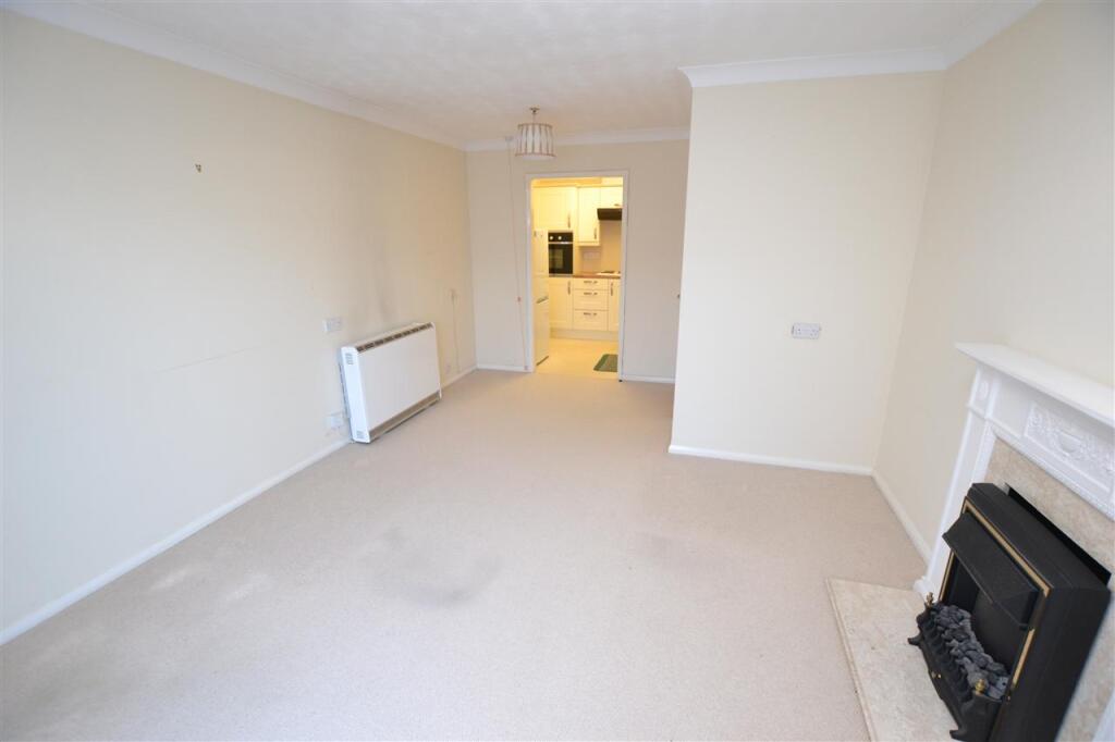 Macmillan Court, Godfreys Mews, CM2 photo 3