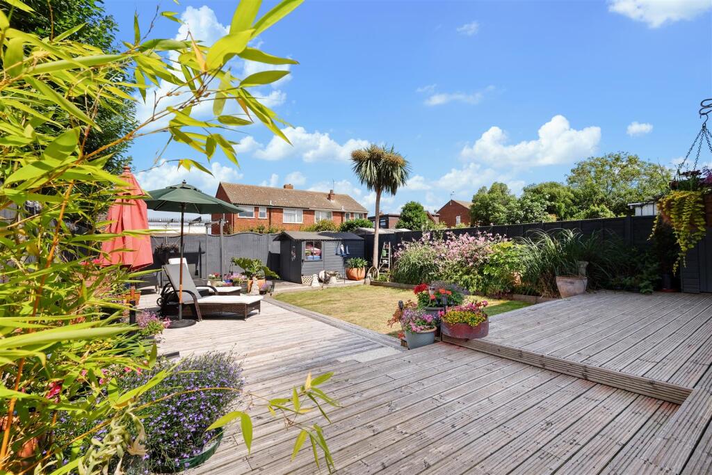 Clover Rise, Whitstable photo 2