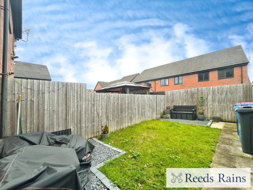Dewy Meadow Road, Salford, Greater Manchester, M6 photo 3