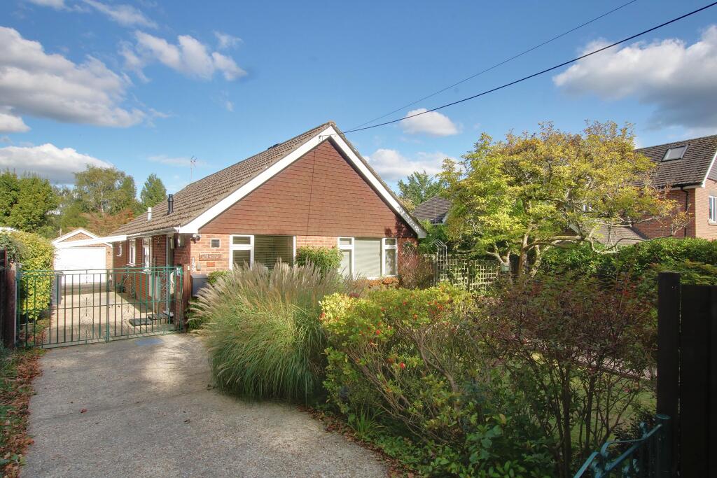 3-bed detached on North Baddesley, Southampton, £525,000