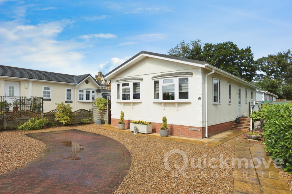 2-bed caravan on Oakham, Rutland, LE15, £189,000