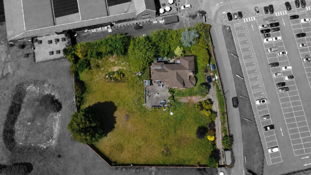 Main image of property: Osborne Manor, Farnham Road, Sleaford, Bordon, Hampshire, GU35 0QP