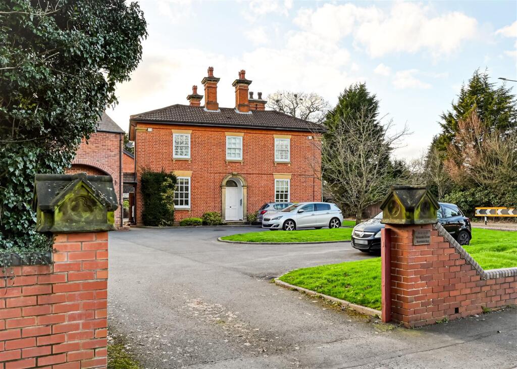 5-bed house on 2c, 2d, 2e Woodthorne Grange, Woodthorne Road, Tettenhall, Wolverhampton, WV6  8TP, £650,000