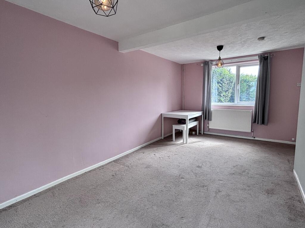 Pen Close, Leicester, Leicestershire. LE2 6TT photo 4