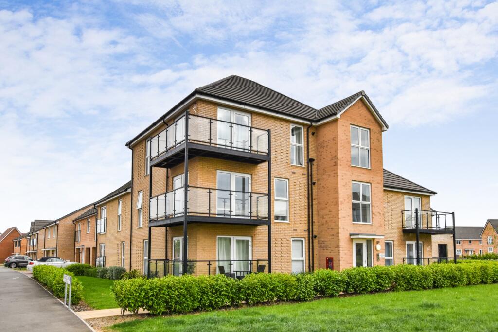 1-bed flat on Lancaster Avenue, Maldon, £225,000