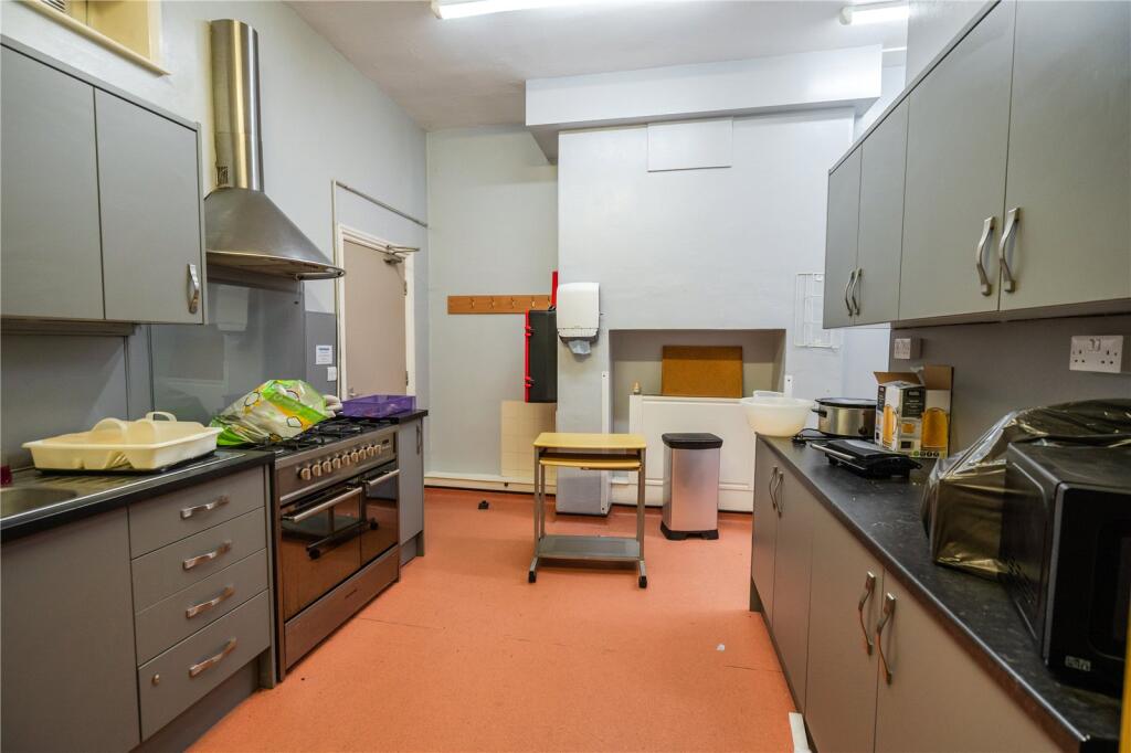Welholme Road, Grimsby, DN32 - View 4