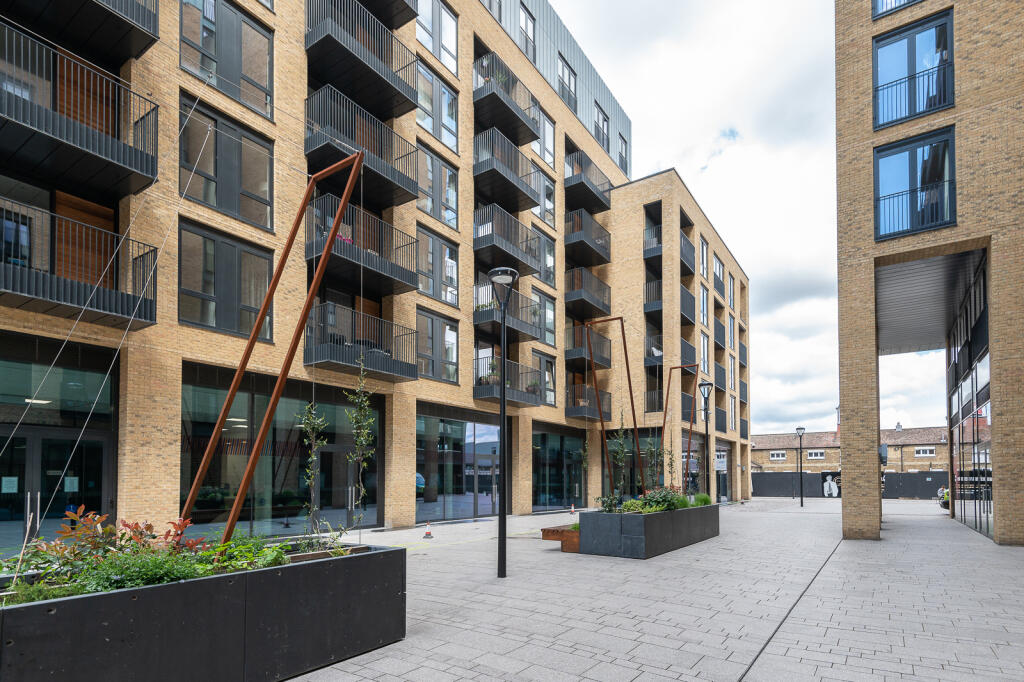 Main image of property: Drapers Yard, Wandsworth, SW18