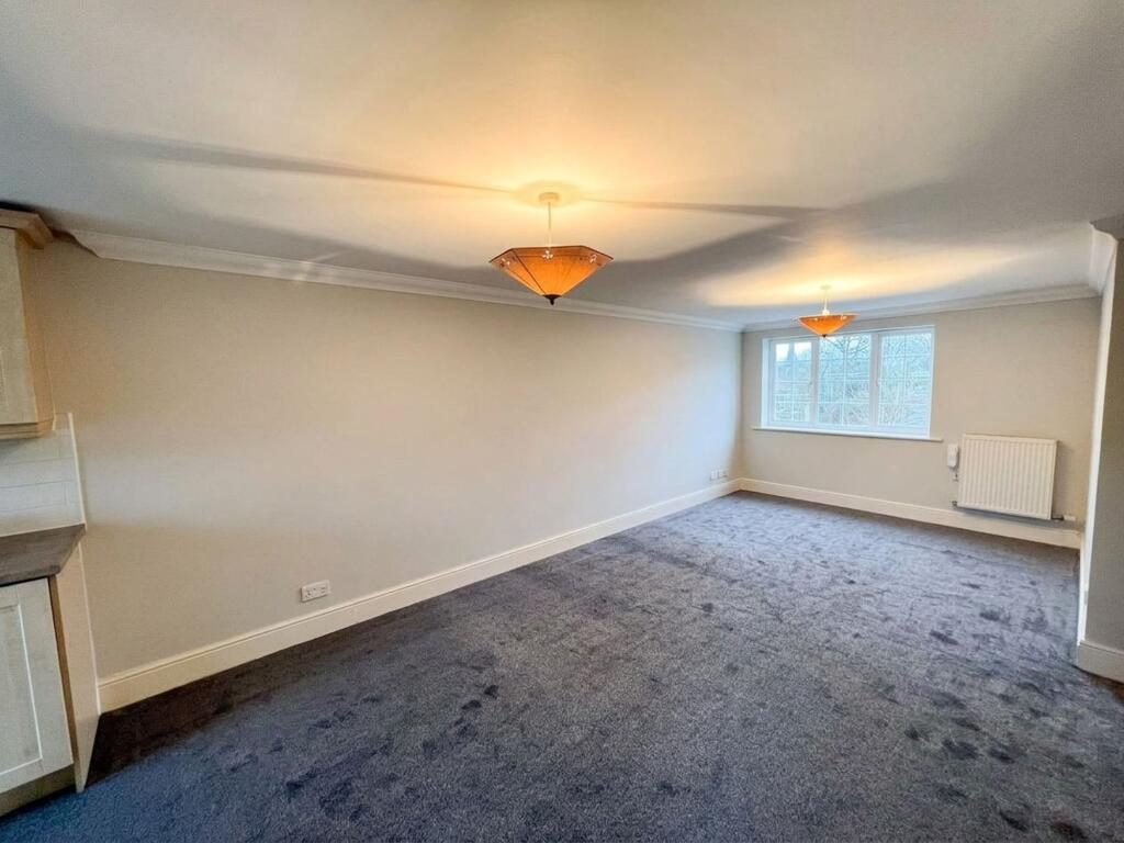 Apartment in Stockport - View 2