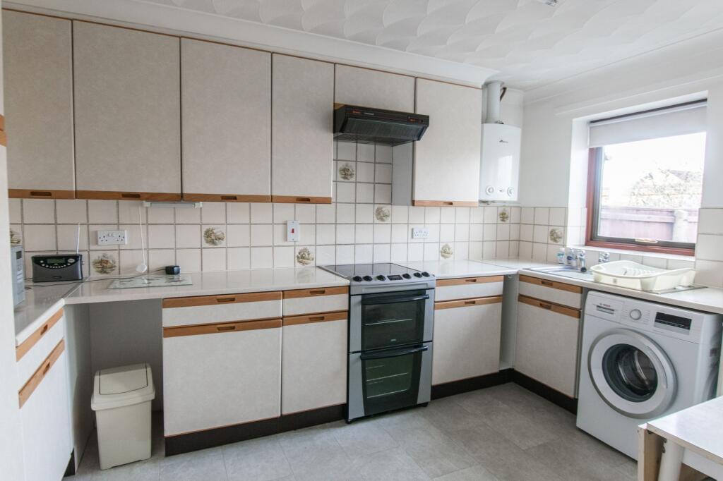 Perfectly Positioned Bungalow in Hunstanton photo 4